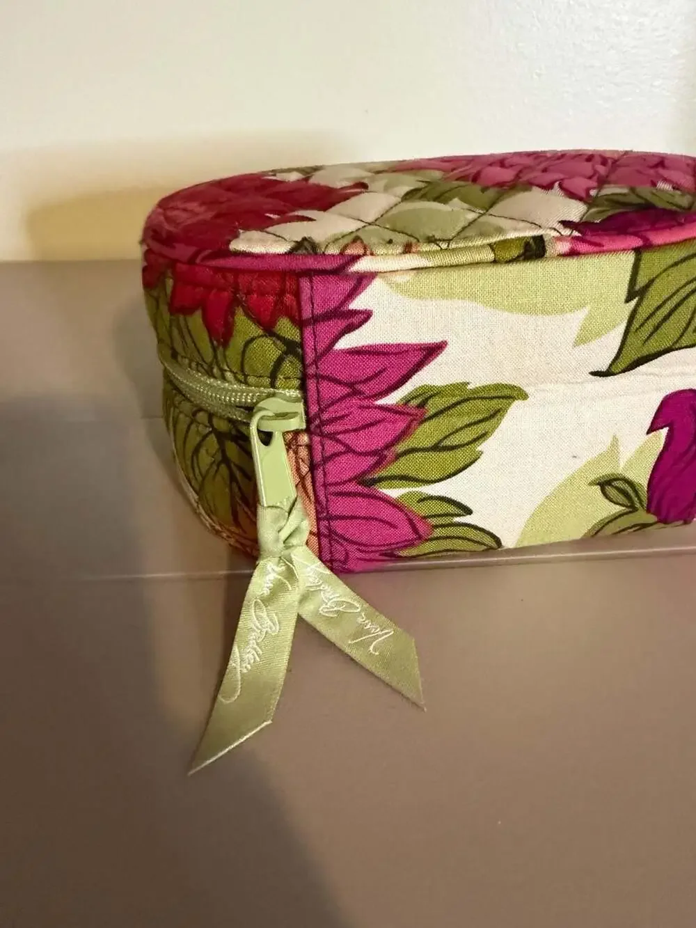 Vera Bradley Hello Dahlia Quilted Travel Jewelry Organizer Case